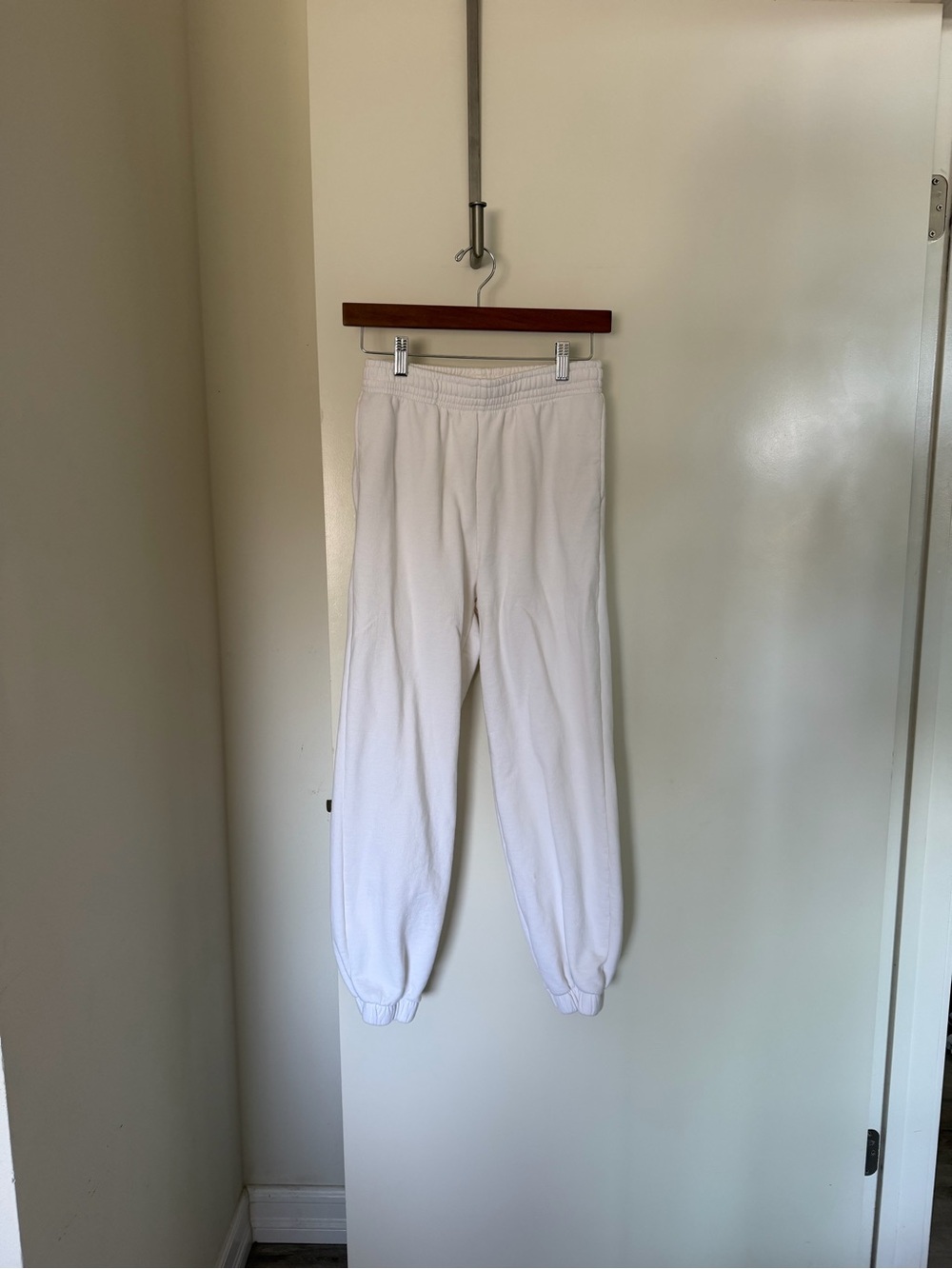 Uniqlo White Joggers